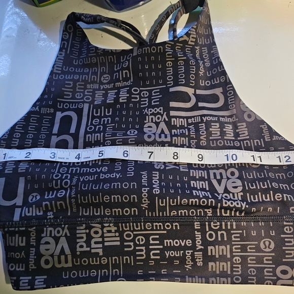 lululemon athletica Charcoal Textured Sports Bra EUC Fits 4 Or 6 Best - Picture 4 of 4